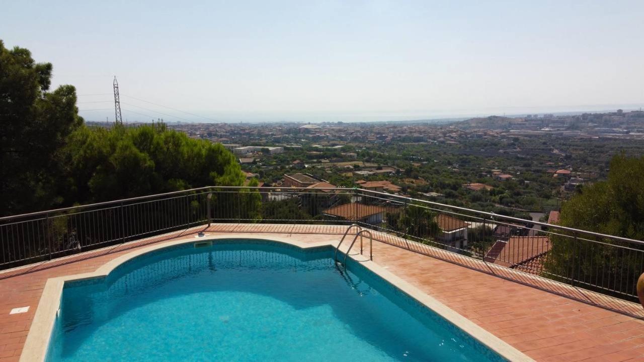 Holiday Flower Villa Panoramica Sul Golfo Di Catania มิสแตร์เบียงโก ภายนอก รูปภาพ