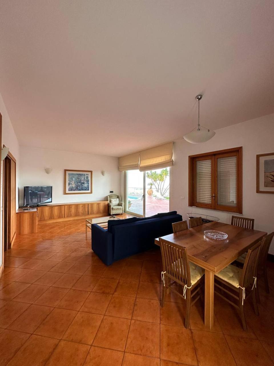 Holiday Flower Villa Panoramica Sul Golfo Di Catania มิสแตร์เบียงโก ภายนอก รูปภาพ