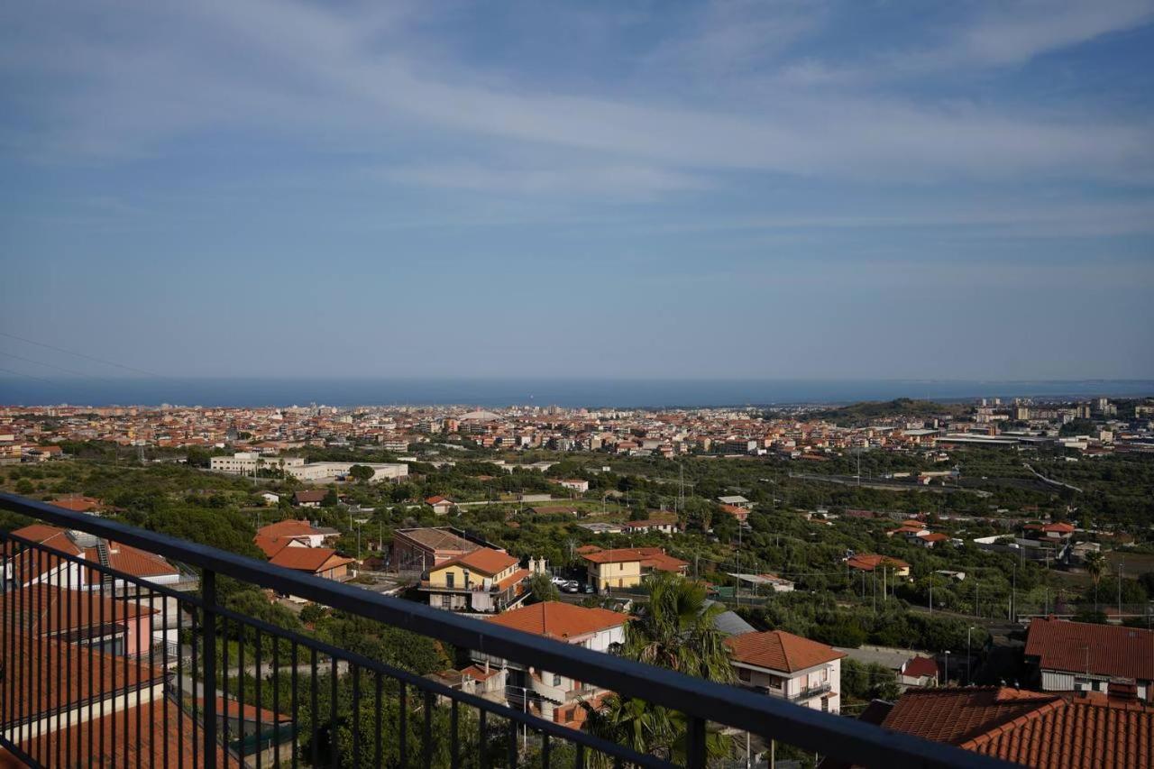 Holiday Flower Villa Panoramica Sul Golfo Di Catania มิสแตร์เบียงโก ภายนอก รูปภาพ