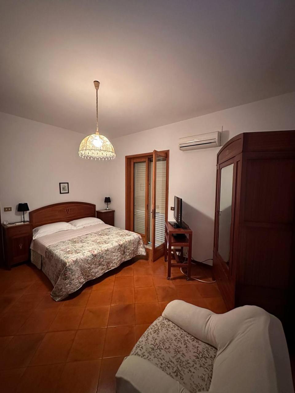 Holiday Flower Villa Panoramica Sul Golfo Di Catania มิสแตร์เบียงโก ภายนอก รูปภาพ